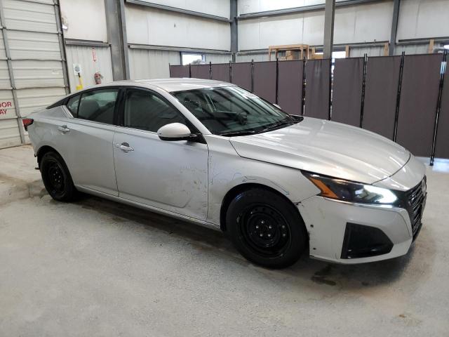 Photo 3 VIN: 1N4BL4BV2PN342939 - NISSAN ALTIMA 