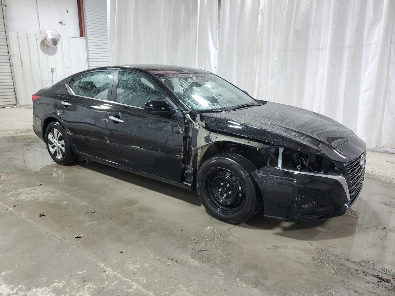 Photo 3 VIN: 1N4BL4BV2PN363919 - NISSAN ALTIMA 