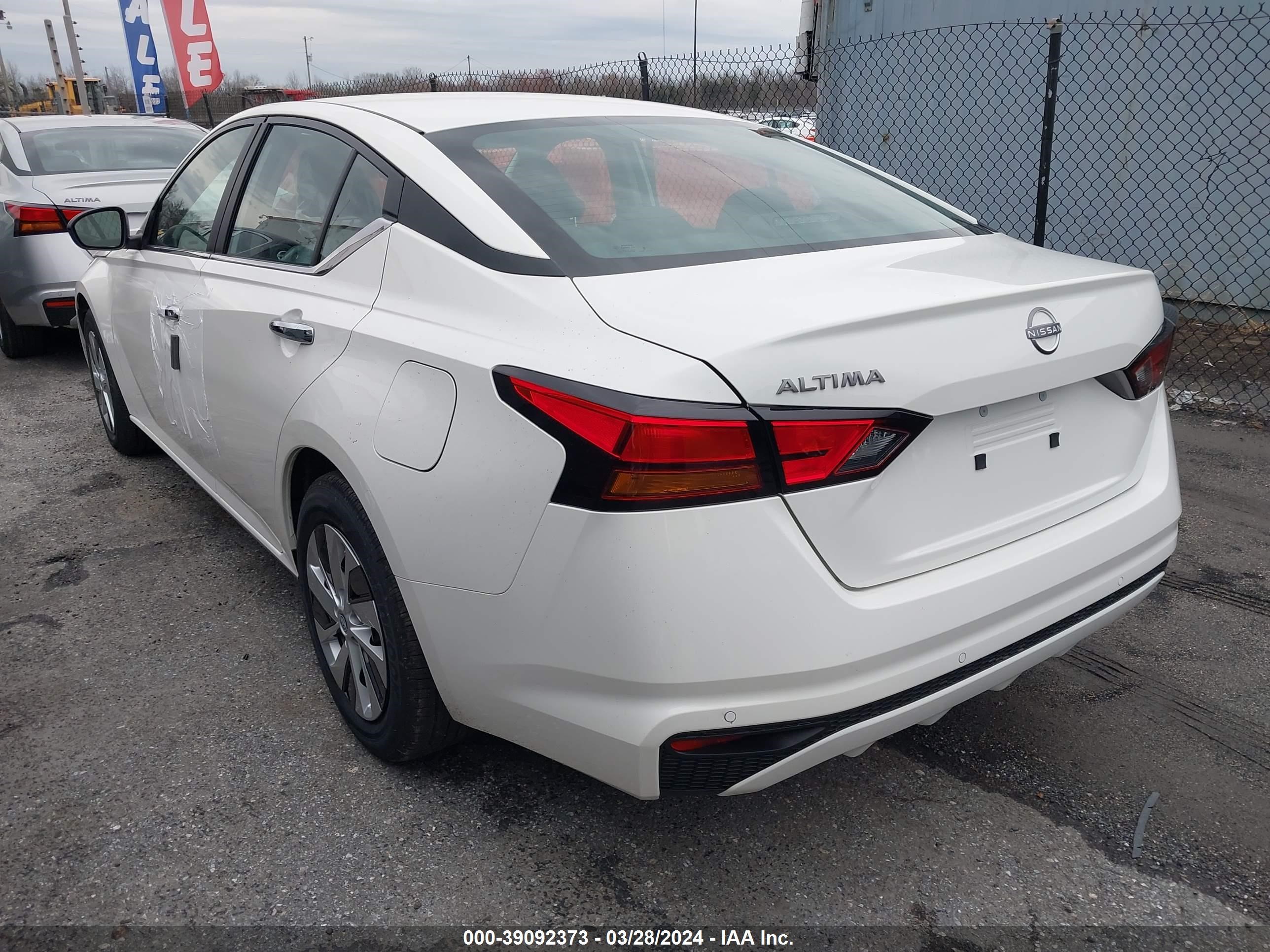 Photo 2 VIN: 1N4BL4BV2RN397894 - NISSAN ALTIMA 