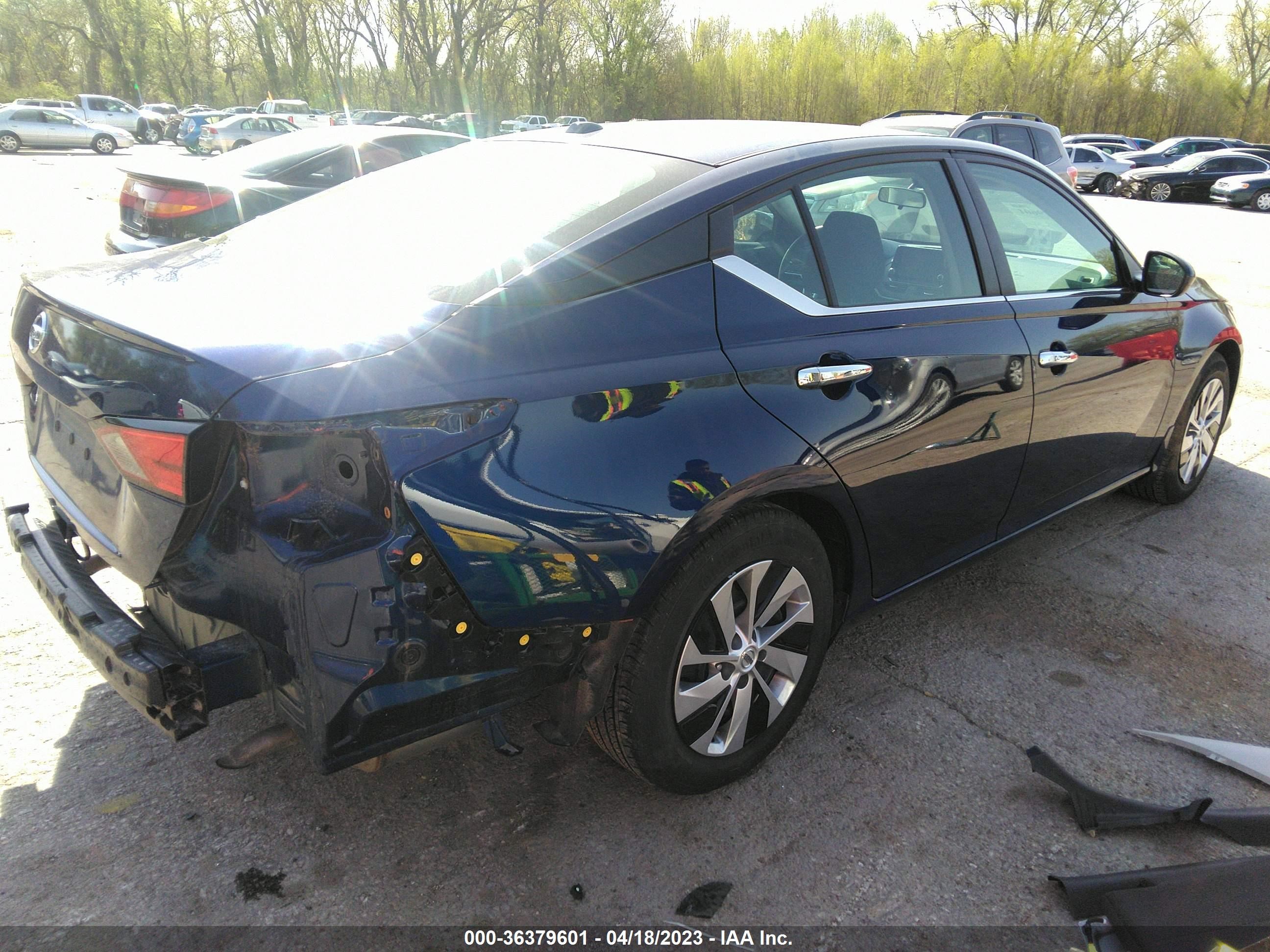 Photo 3 VIN: 1N4BL4BV3KN322577 - NISSAN ALTIMA 