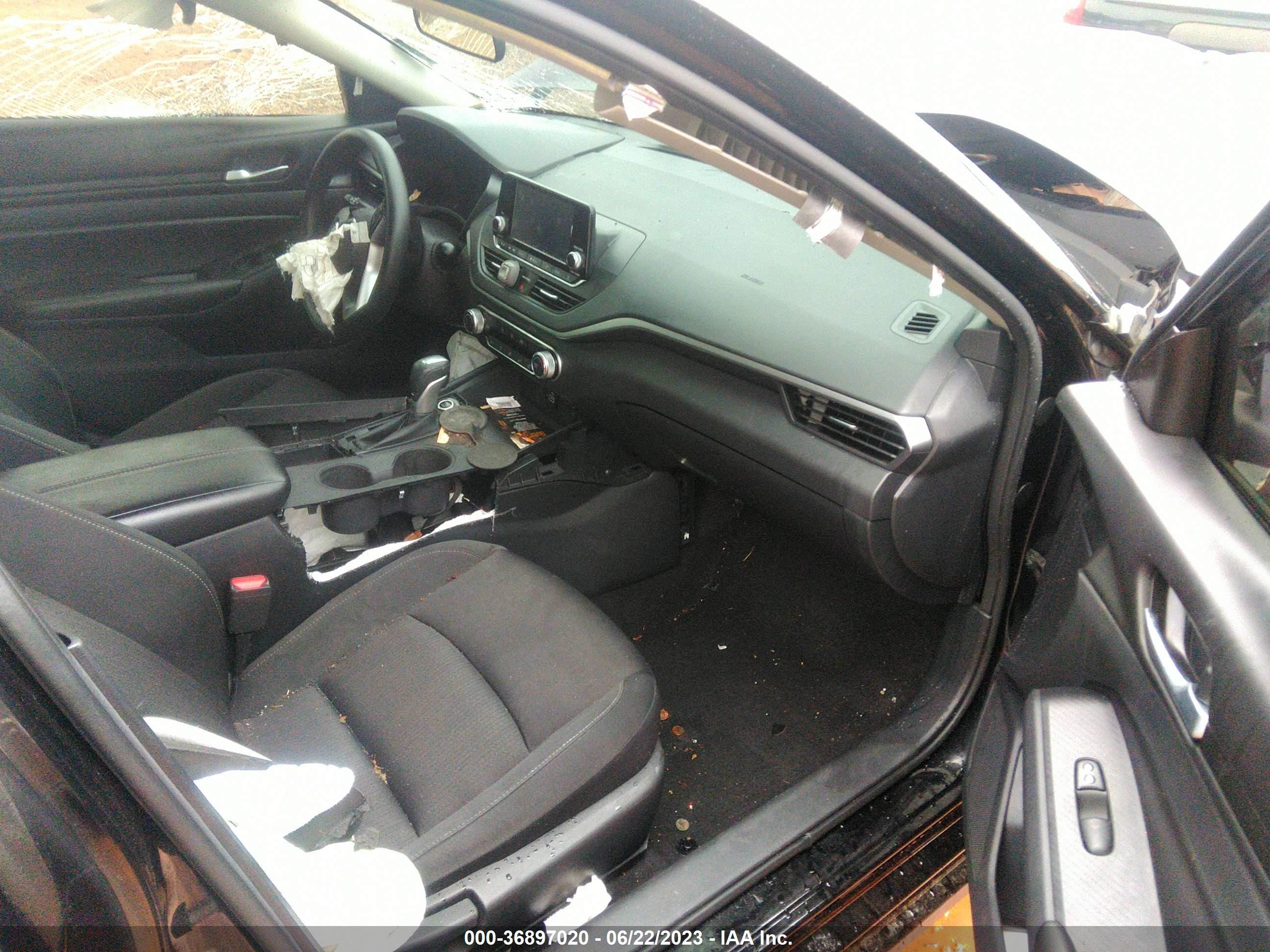 Photo 4 VIN: 1N4BL4BV3NN325063 - NISSAN ALTIMA 