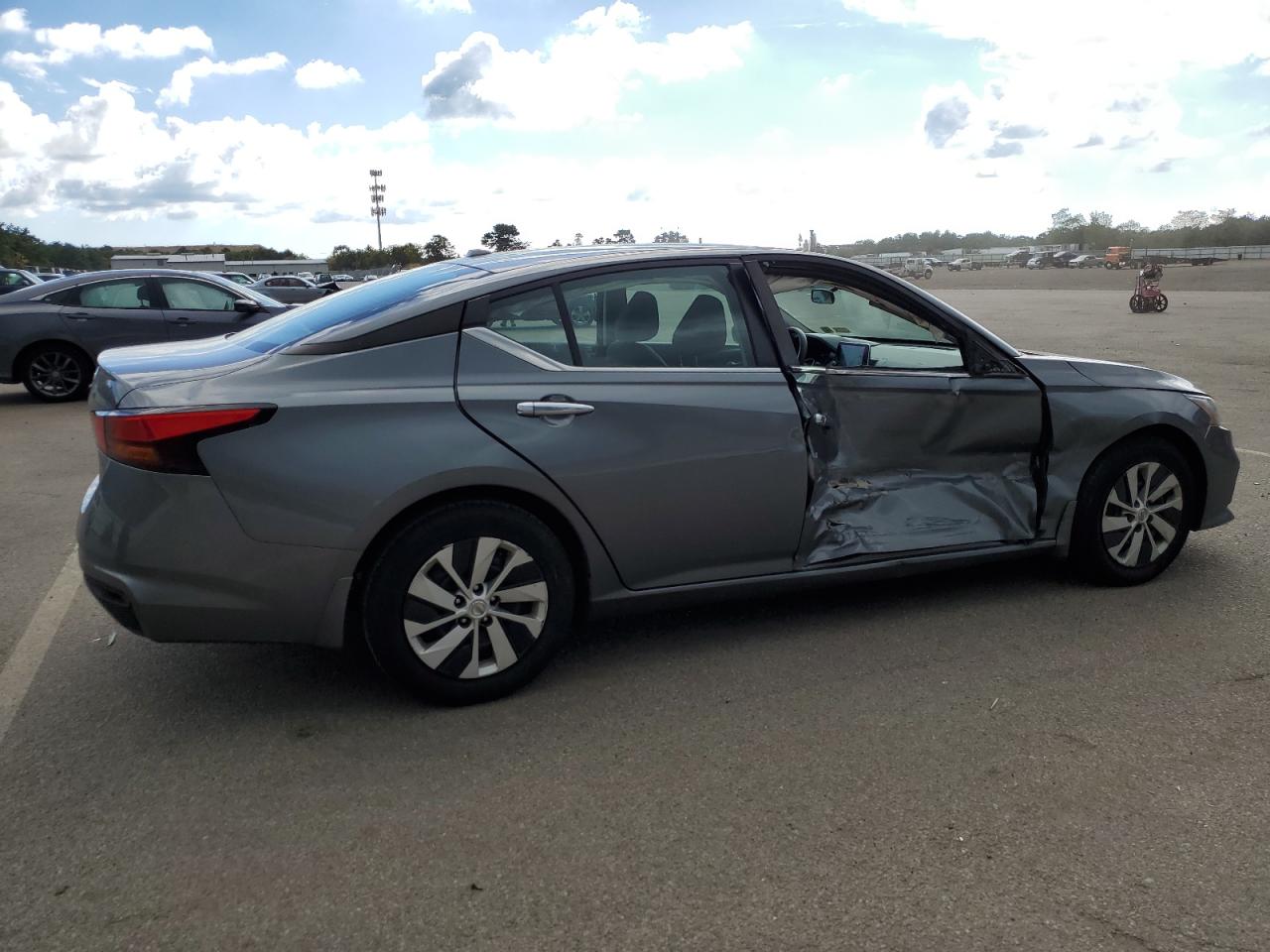 Photo 2 VIN: 1N4BL4BV4KC215209 - NISSAN ALTIMA 