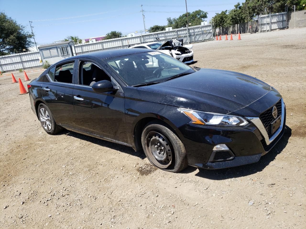 Photo 3 VIN: 1N4BL4BV4MN422349 - NISSAN ALTIMA 