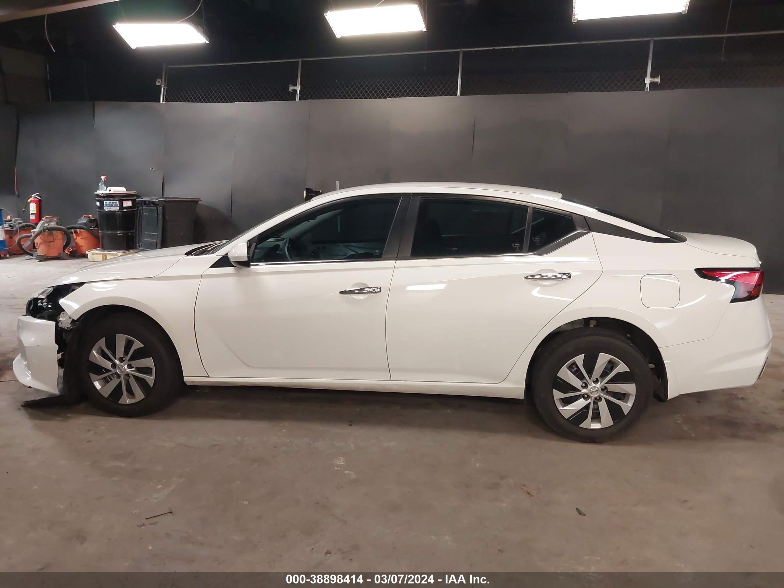 Photo 12 VIN: 1N4BL4BV4NN400496 - NISSAN ALTIMA 