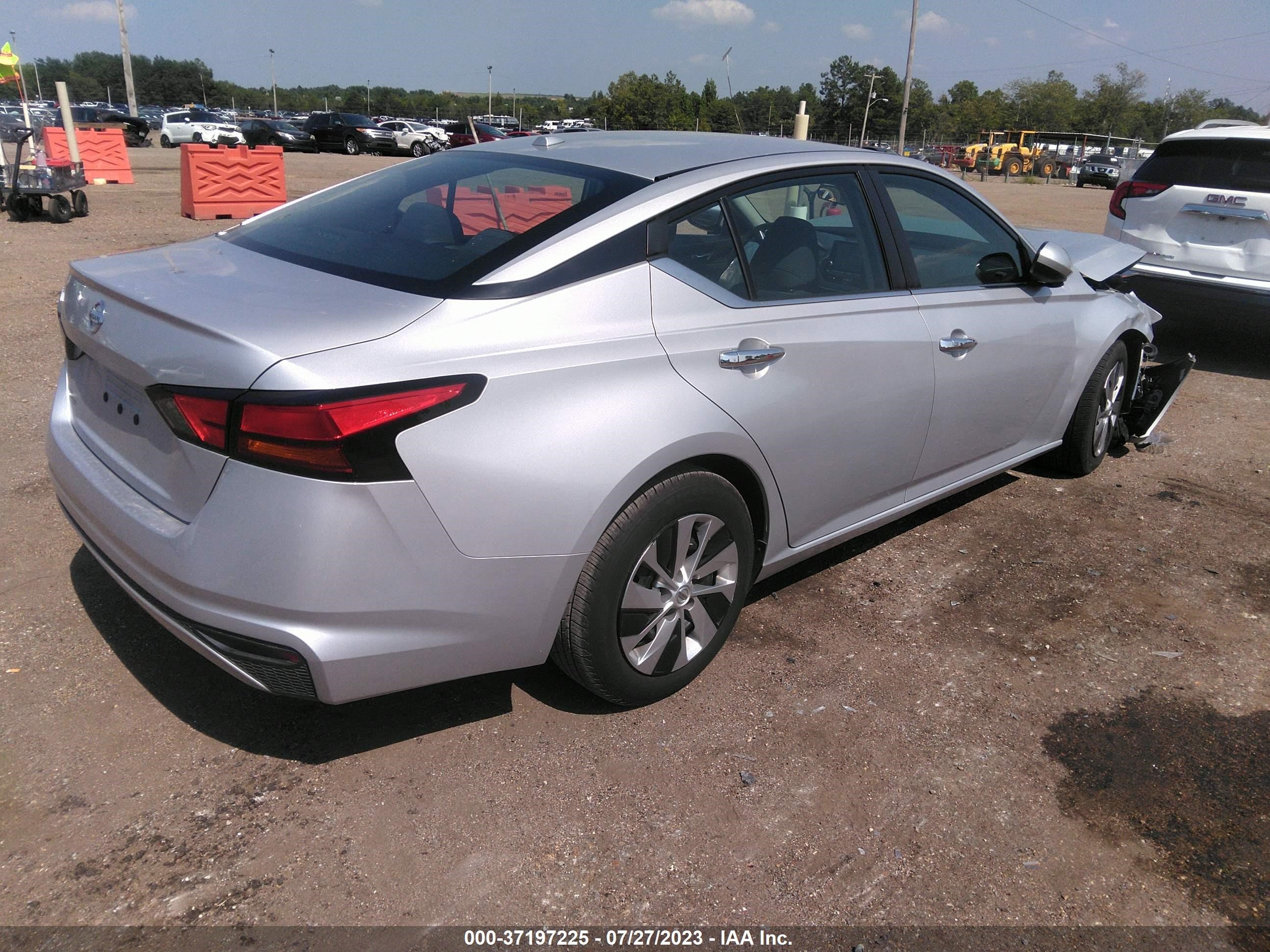 Photo 3 VIN: 1N4BL4BV5LC212837 - NISSAN ALTIMA 