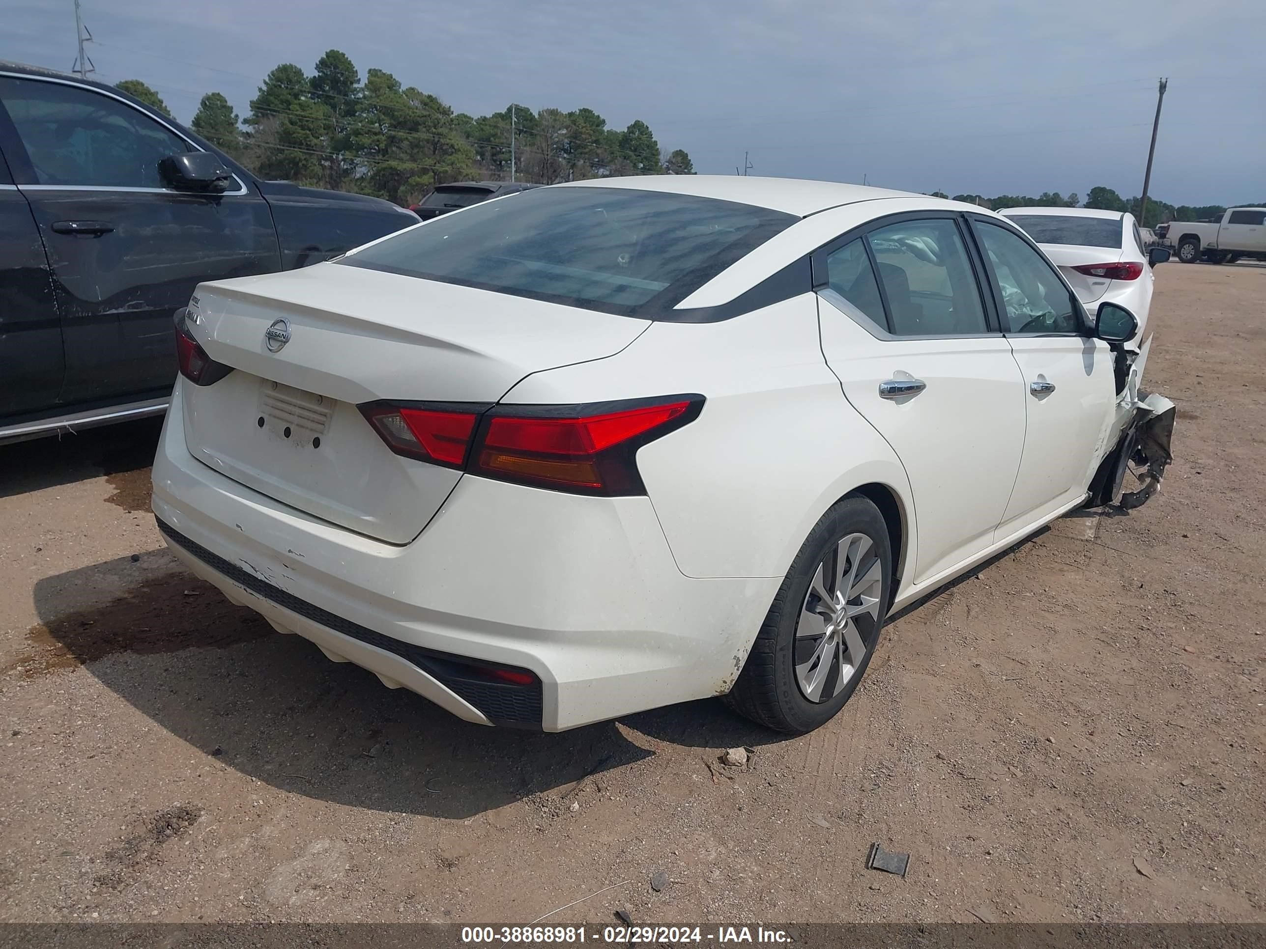 Photo 3 VIN: 1N4BL4BV5MN375087 - NISSAN ALTIMA 