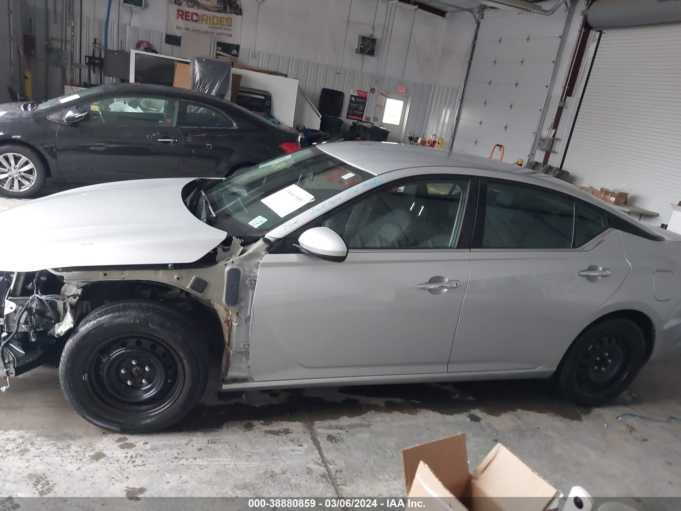 Photo 13 VIN: 1N4BL4BV6NN334291 - NISSAN ALTIMA 