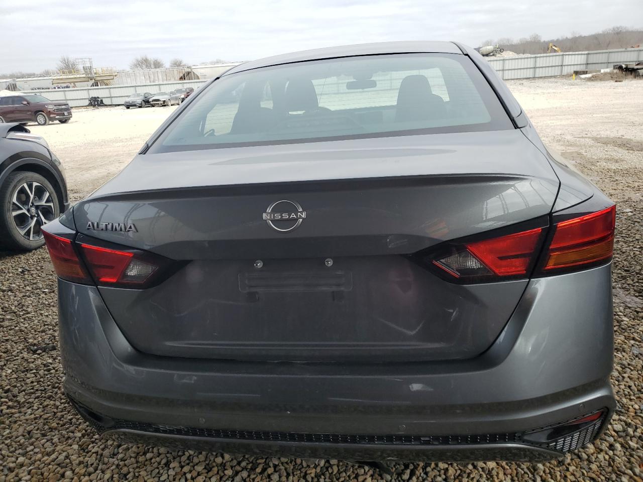 Photo 5 VIN: 1N4BL4BV6PN317560 - NISSAN ALTIMA 