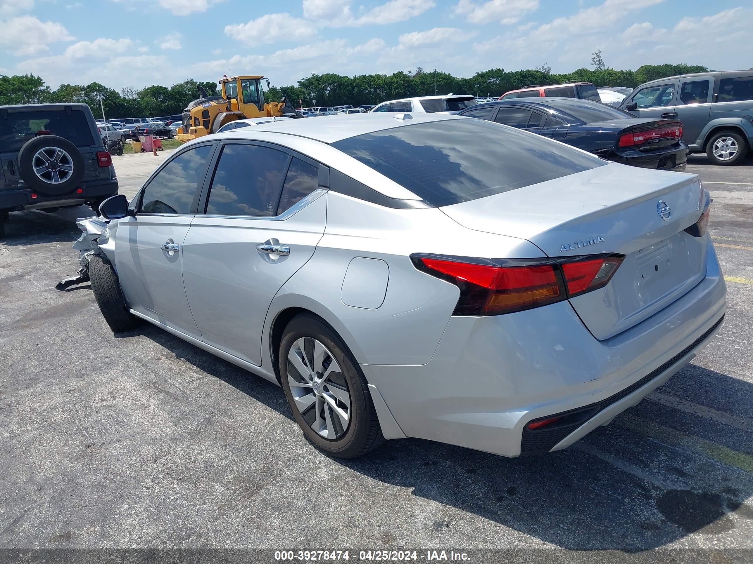 Photo 2 VIN: 1N4BL4BV8KC136884 - NISSAN ALTIMA 