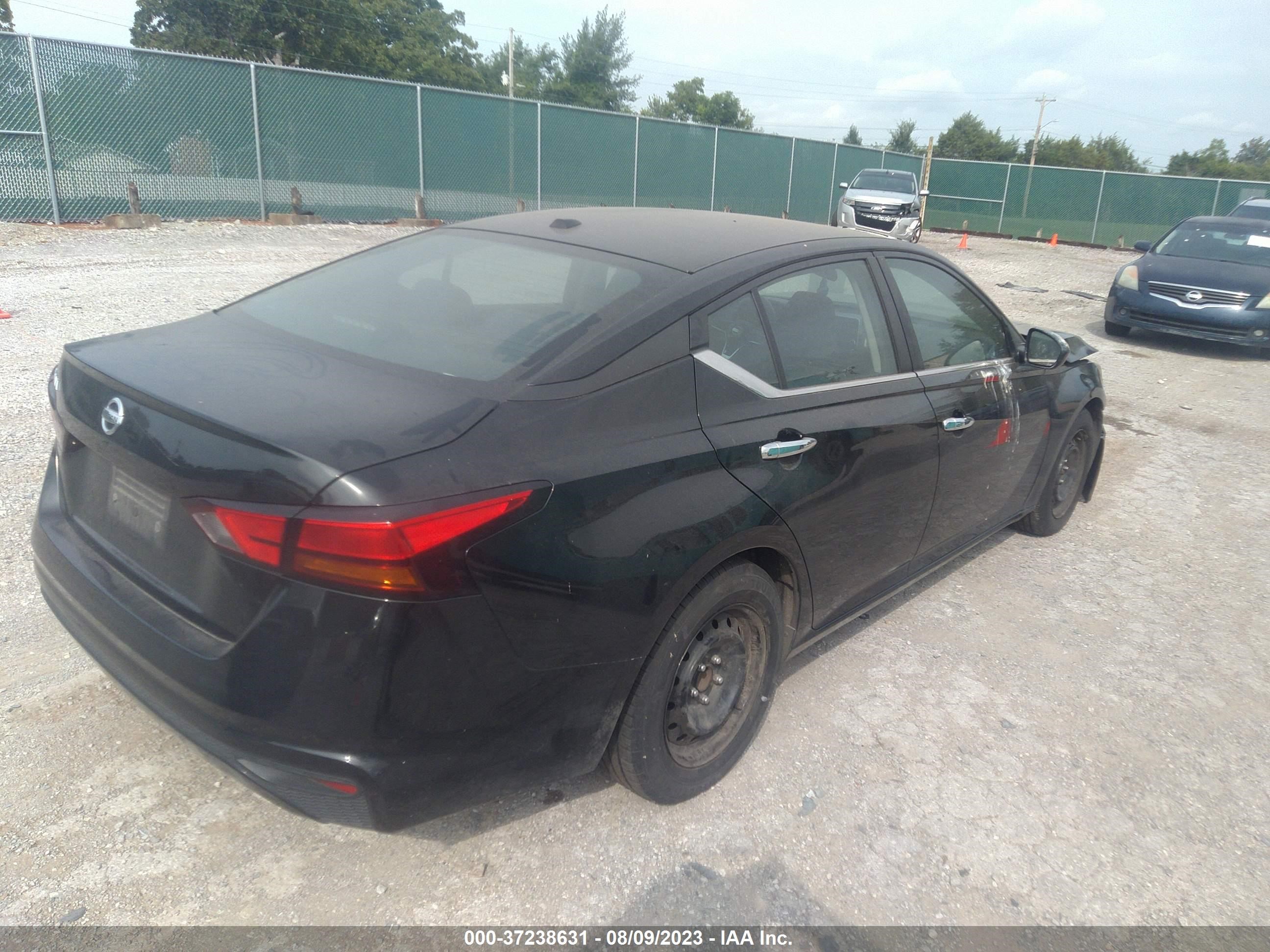 Photo 3 VIN: 1N4BL4BV8KC249220 - NISSAN ALTIMA 