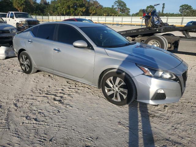 Photo 3 VIN: 1N4BL4BV8LC253558 - NISSAN ALTIMA S 