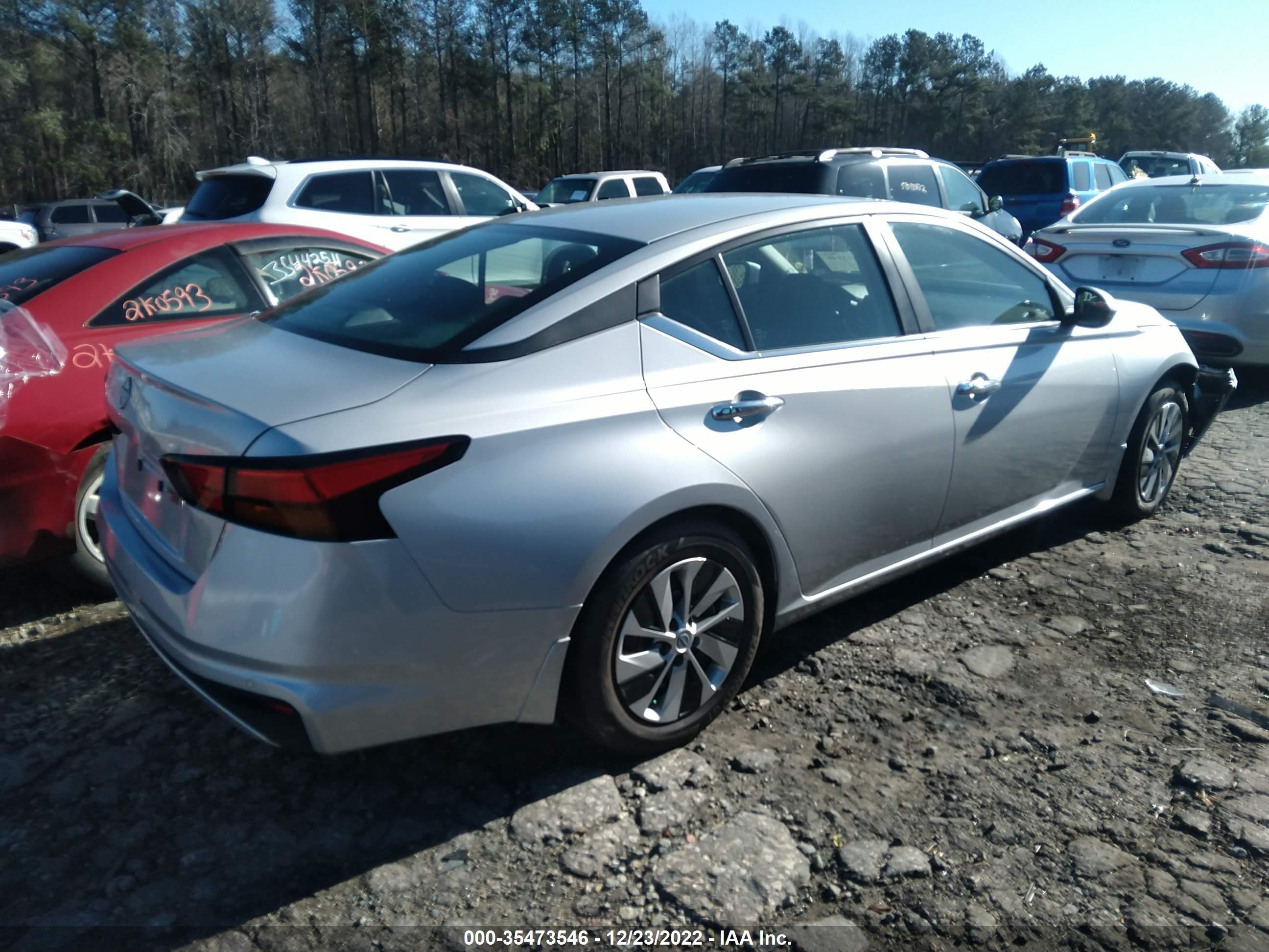 Photo 3 VIN: 1N4BL4BV8PN301327 - NISSAN ALTIMA 