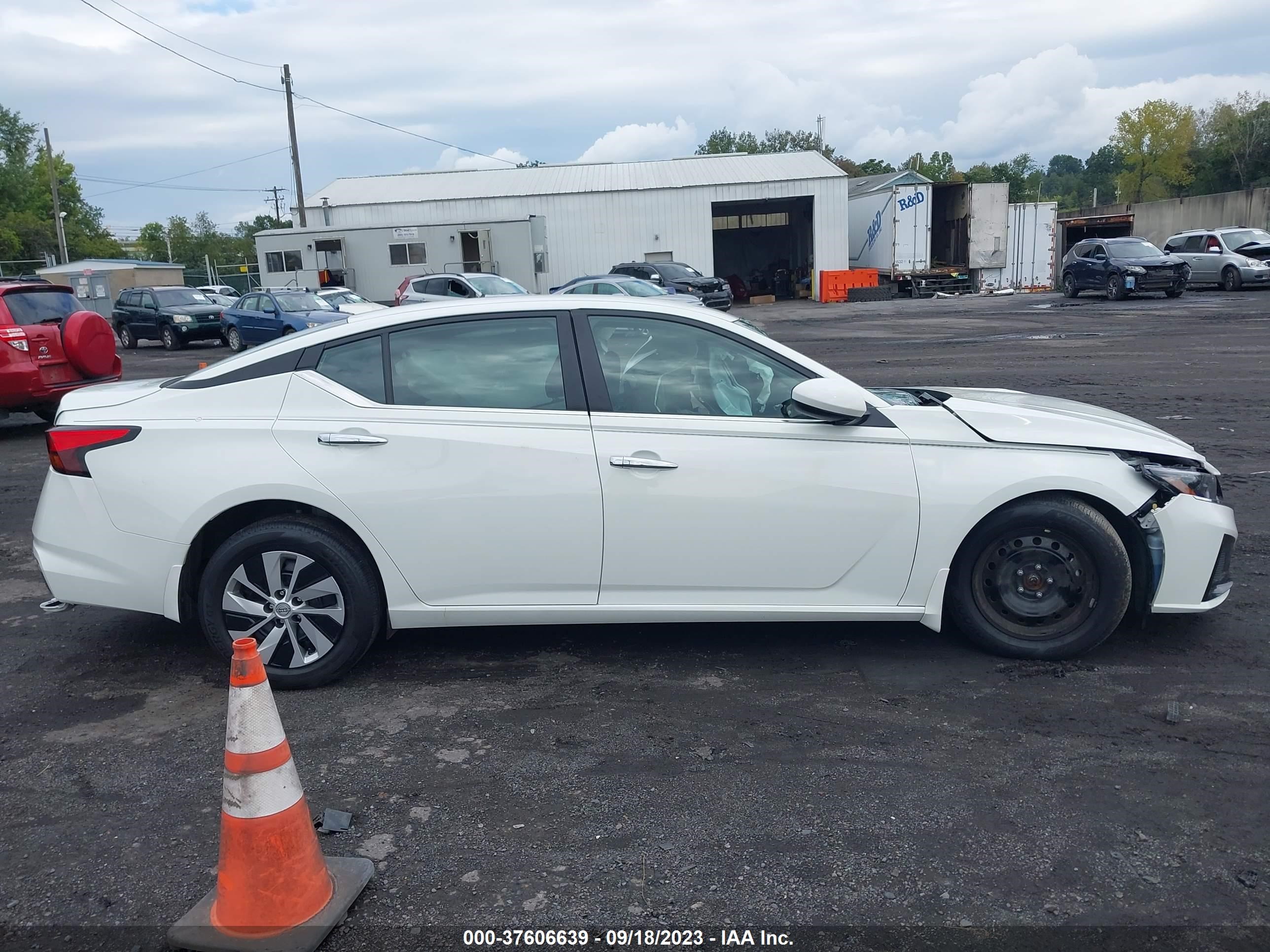 Photo 12 VIN: 1N4BL4BV9PN309145 - NISSAN ALTIMA 