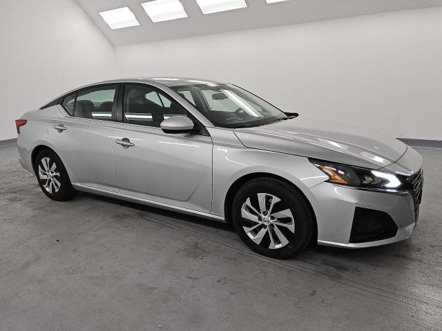 Photo 3 VIN: 1N4BL4BVXPN343353 - NISSAN ALTIMA S 