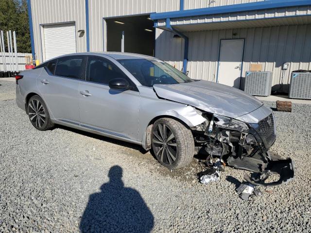 Photo 3 VIN: 1N4BL4CV0KC144587 - NISSAN ALTIMA SR 