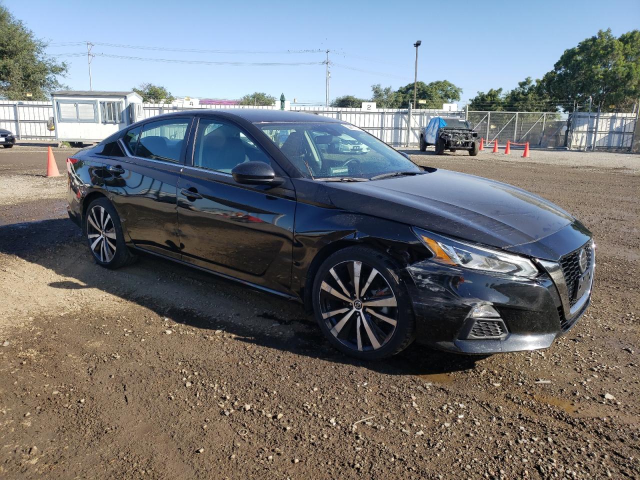 Photo 3 VIN: 1N4BL4CV0MN377277 - NISSAN ALTIMA 