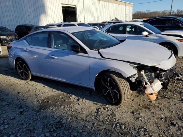 Photo 3 VIN: 1N4BL4CV0PN417832 - NISSAN ALTIMA 