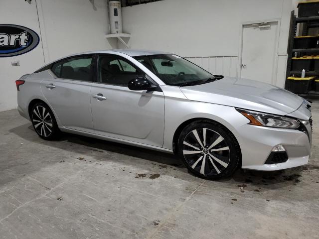 Photo 3 VIN: 1N4BL4CV1NN389729 - NISSAN ALTIMA SR 