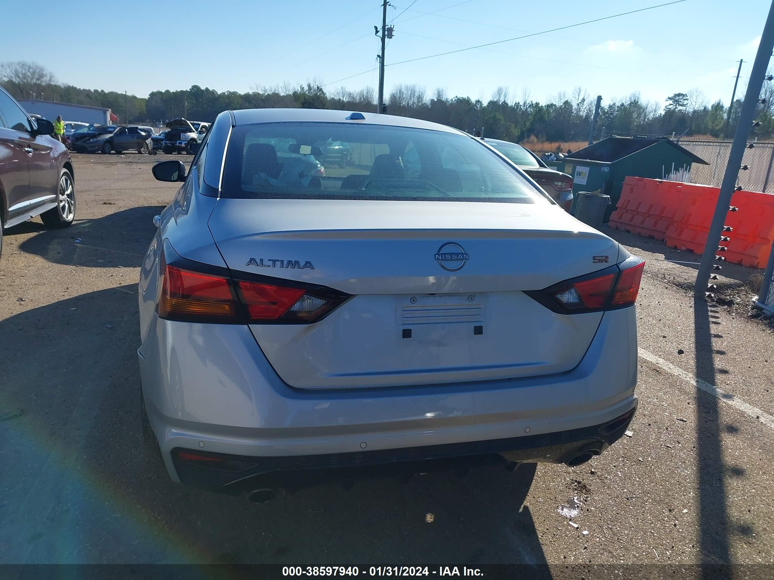 Photo 15 VIN: 1N4BL4CV1PN334877 - NISSAN ALTIMA 