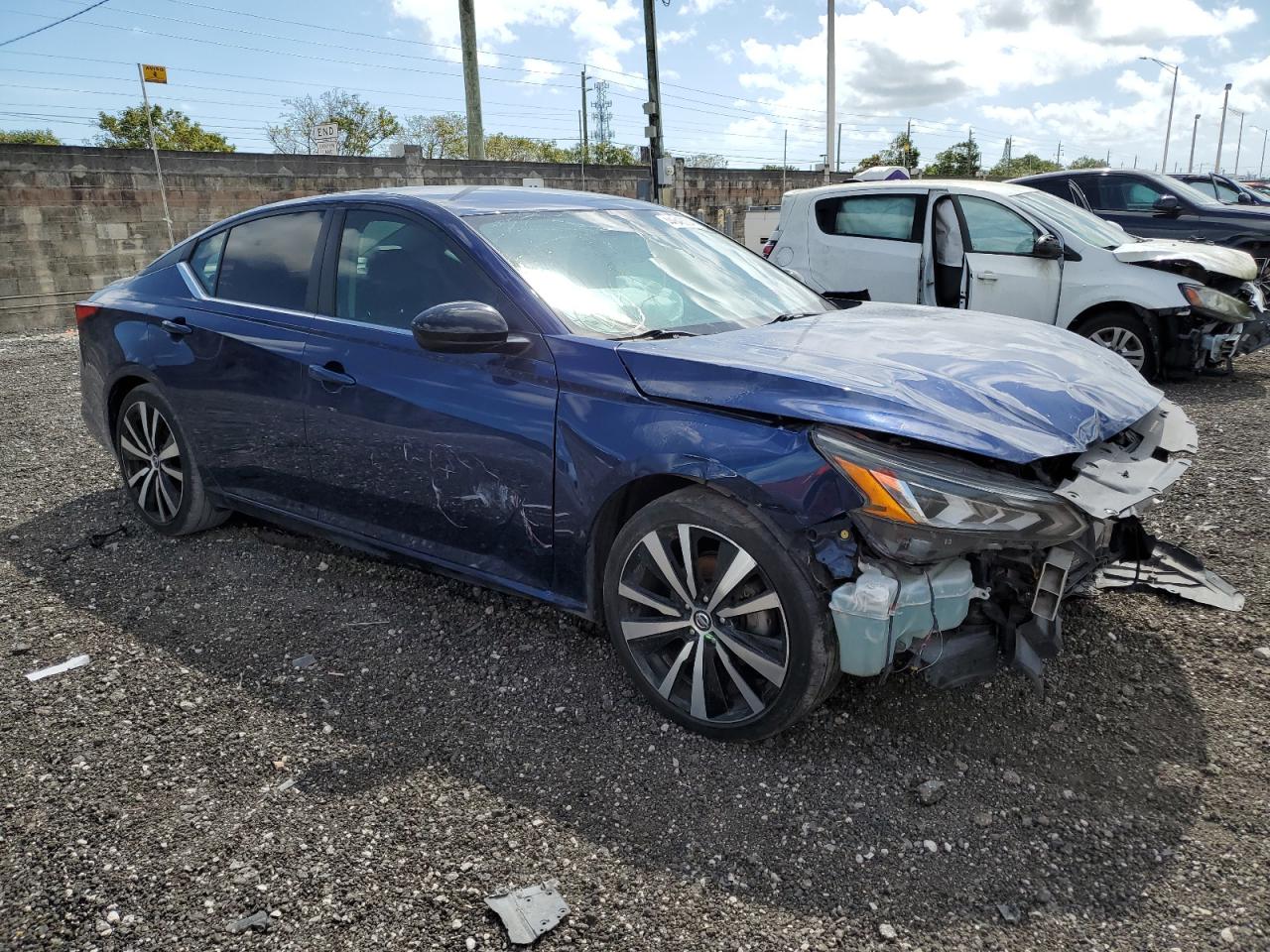 Photo 3 VIN: 1N4BL4CV2KC132411 - NISSAN ALTIMA 