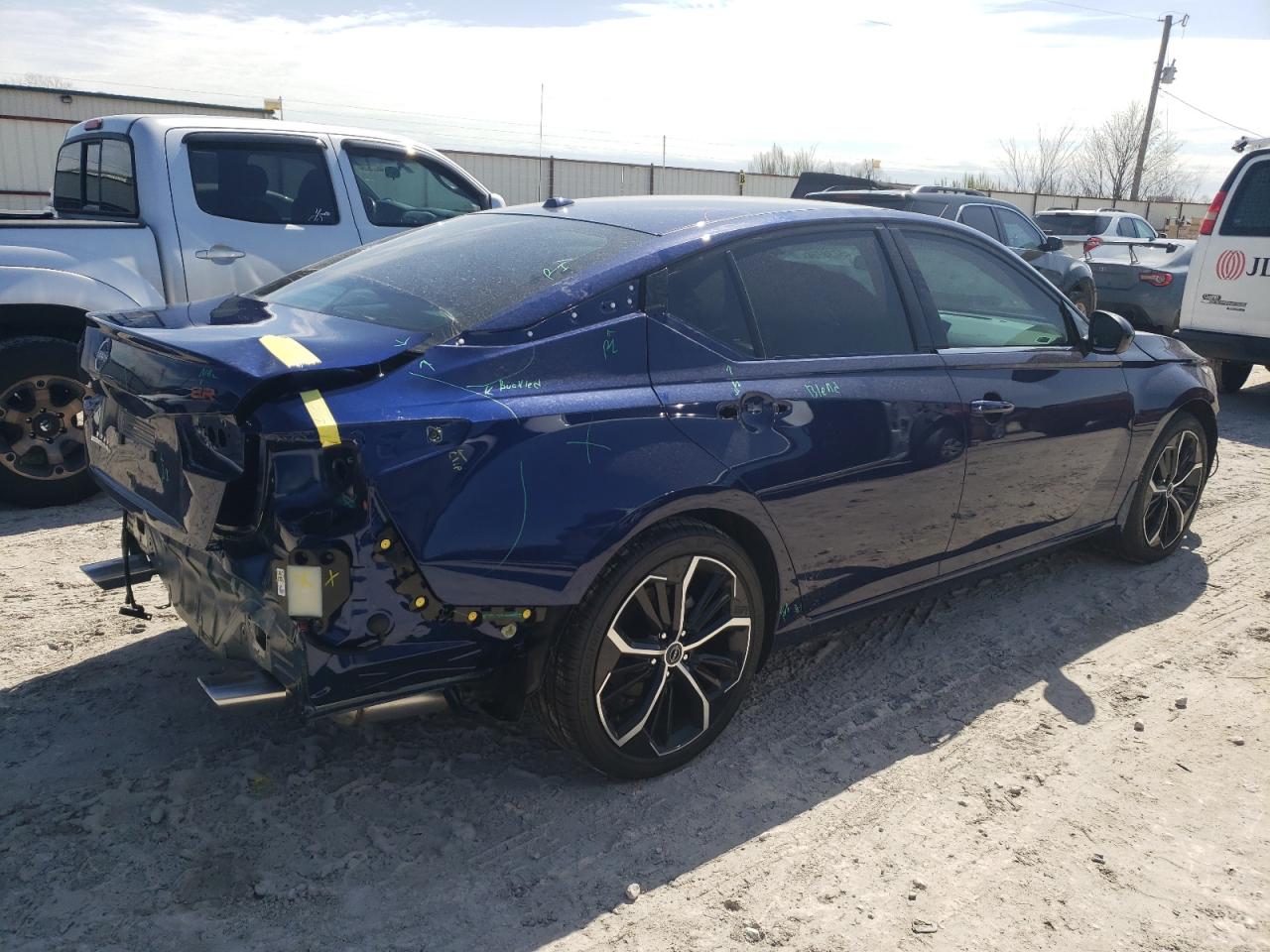 Photo 2 VIN: 1N4BL4CV2RN352257 - NISSAN ALTIMA 