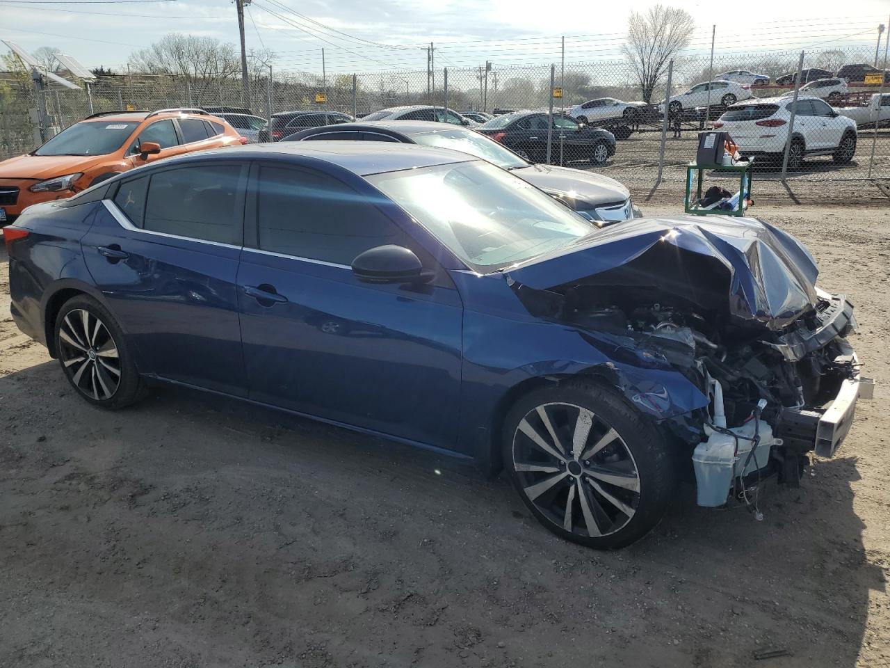 Photo 3 VIN: 1N4BL4CV3KC132207 - NISSAN ALTIMA 