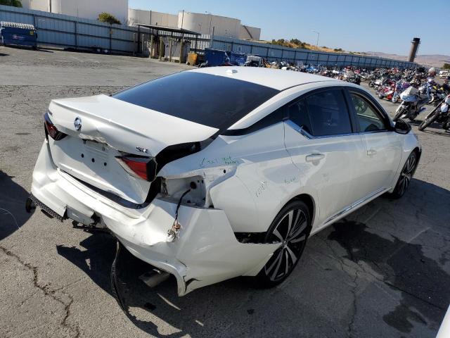 Photo 3 VIN: 1N4BL4CV3KN314428 - NISSAN ALTIMA SR 