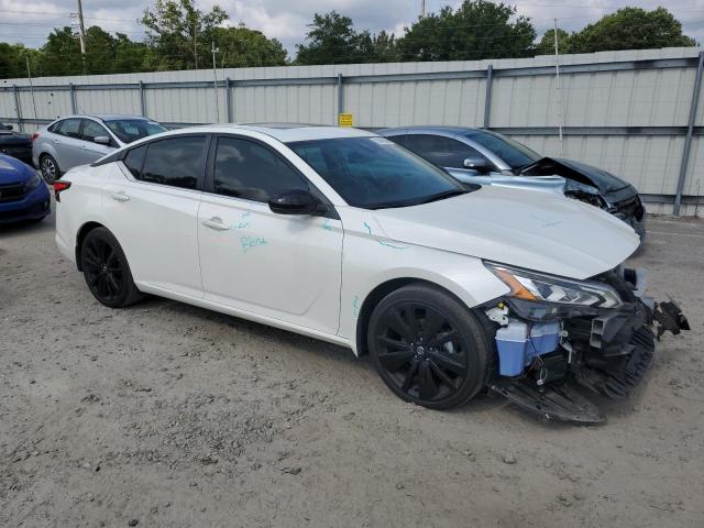 Photo 3 VIN: 1N4BL4CV3NN404523 - NISSAN ALTIMA SR 