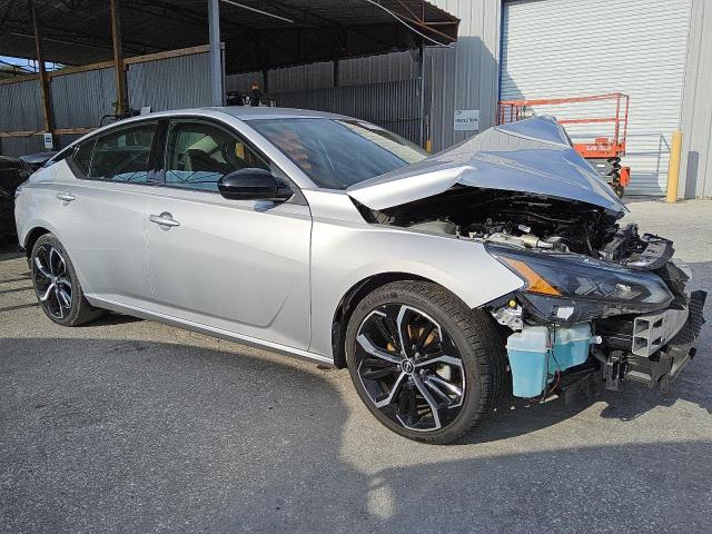 Photo 3 VIN: 1N4BL4CV3PN323234 - NISSAN ALTIMA SR 