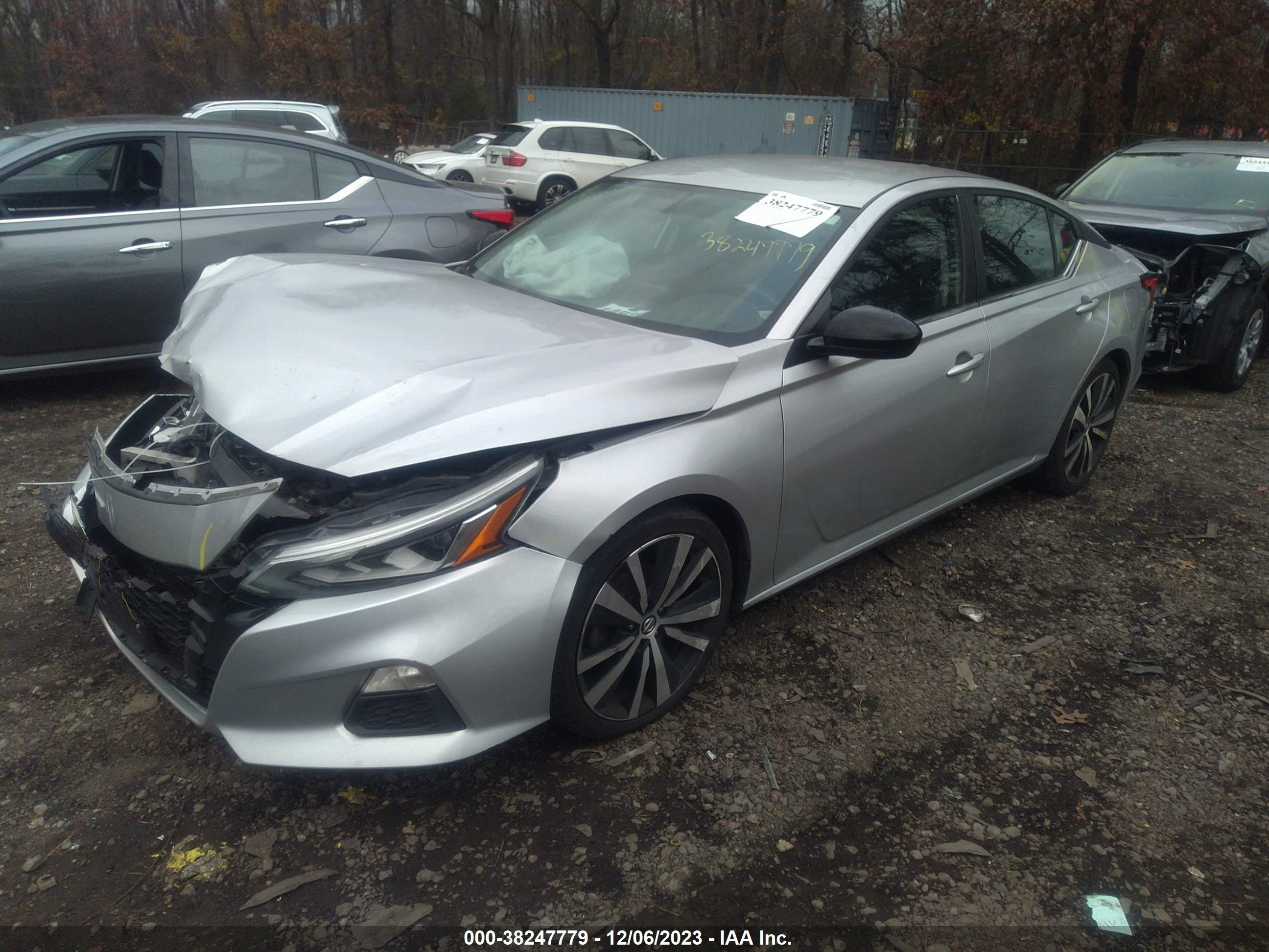 Photo 1 VIN: 1N4BL4CV4KC127761 - NISSAN ALTIMA 