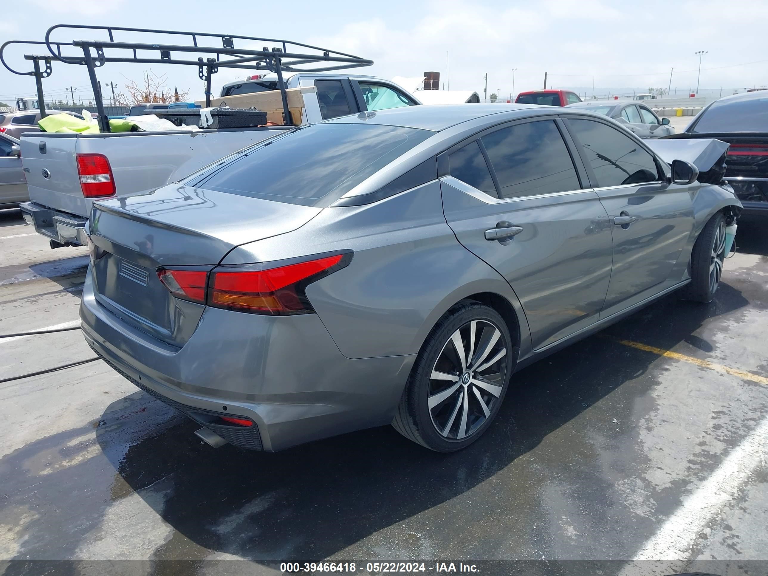 Photo 3 VIN: 1N4BL4CV4KC156368 - NISSAN ALTIMA 