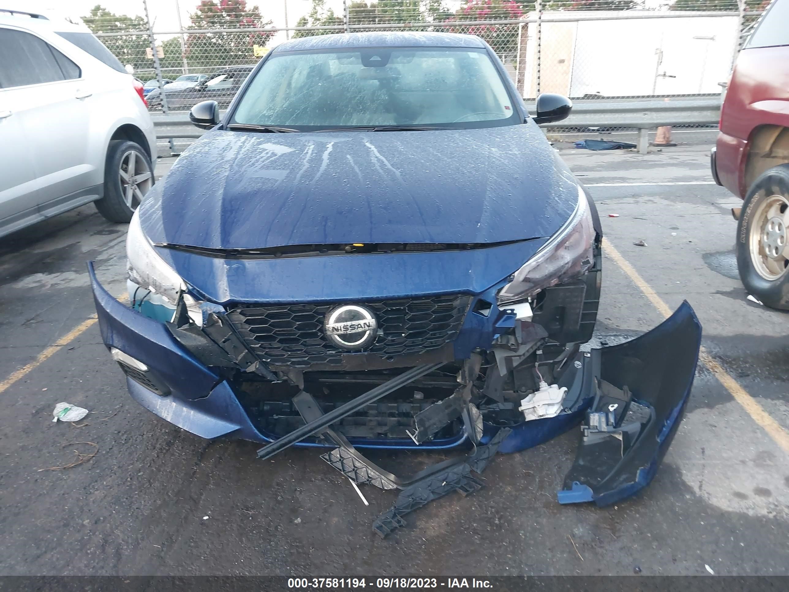 Photo 11 VIN: 1N4BL4CV4NN409973 - NISSAN ALTIMA 