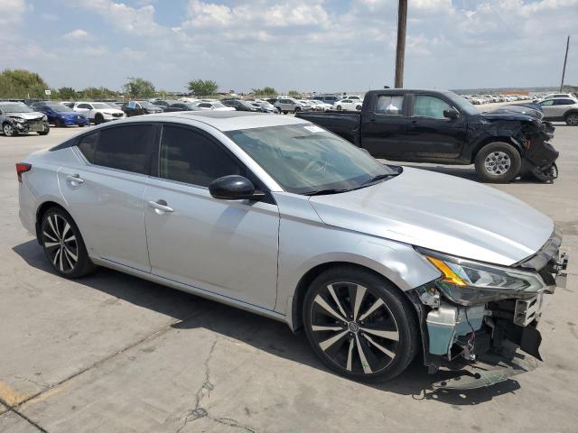 Photo 3 VIN: 1N4BL4CV5KC103808 - NISSAN ALTIMA SR 