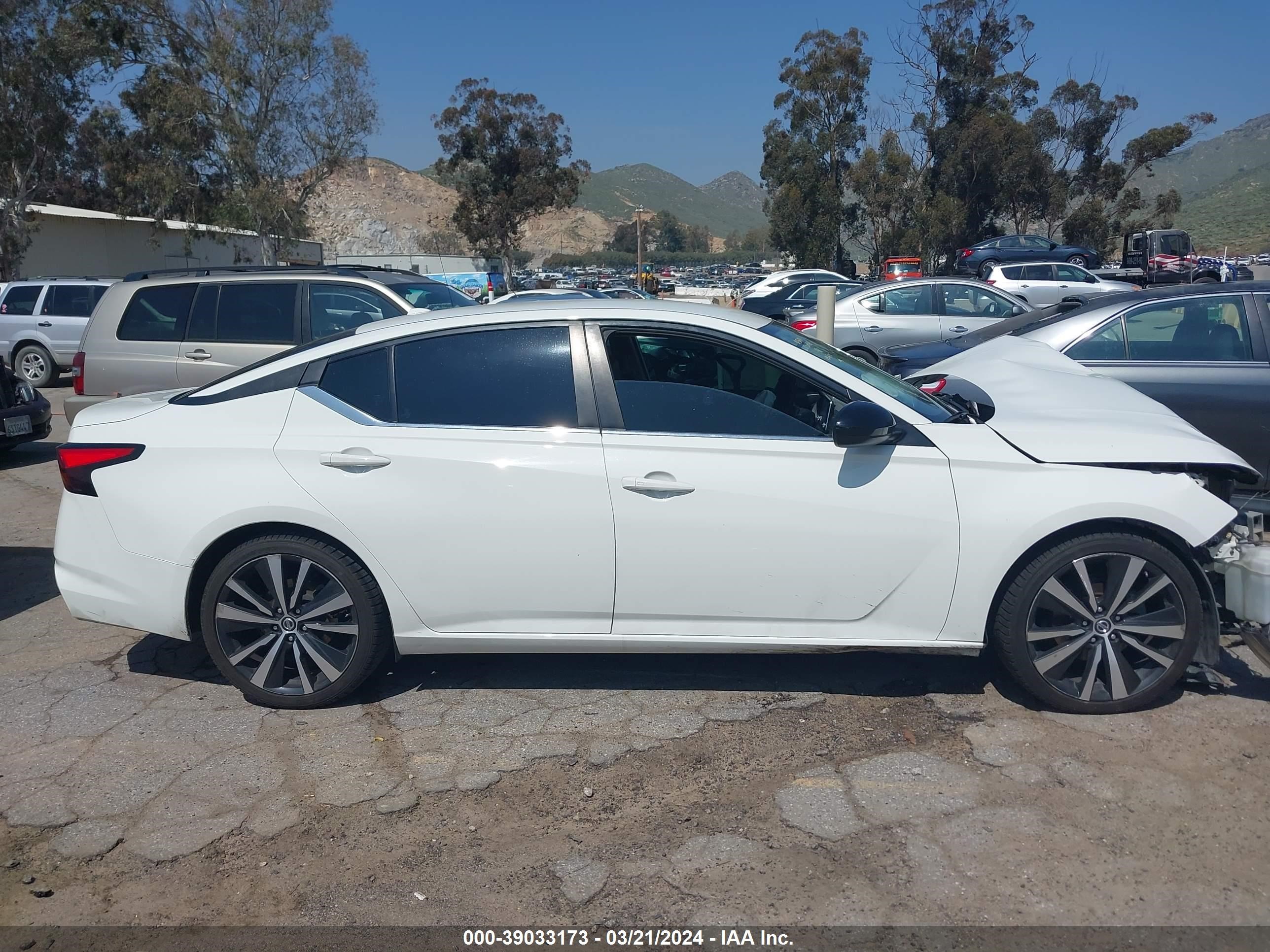 Photo 12 VIN: 1N4BL4CV5KC156475 - NISSAN ALTIMA 