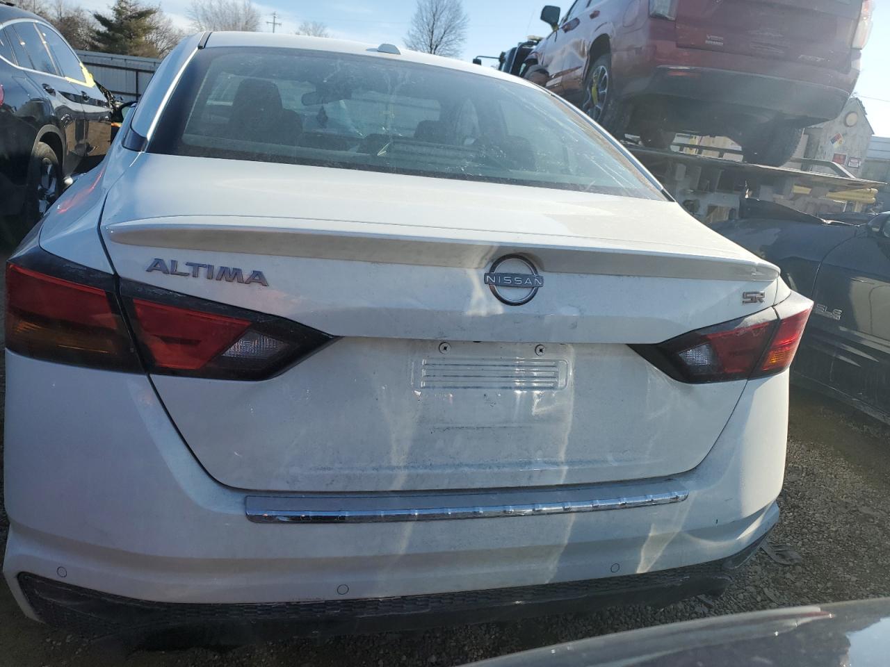 Photo 5 VIN: 1N4BL4CV5PN329150 - NISSAN ALTIMA 