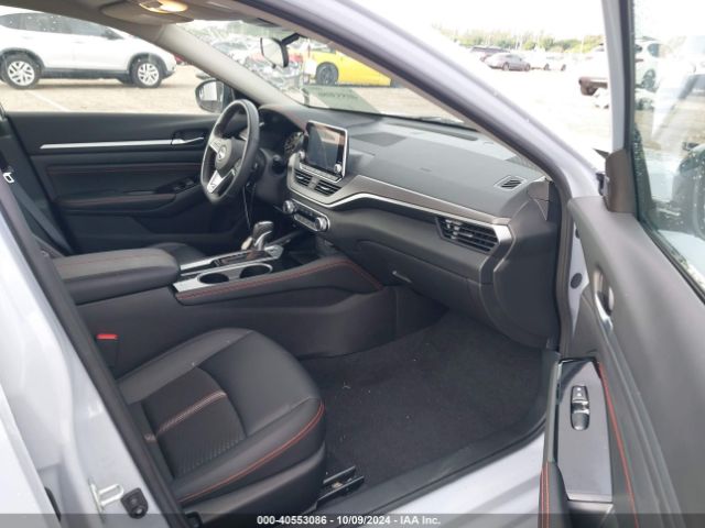 Photo 4 VIN: 1N4BL4CV5PN407068 - NISSAN ALTIMA 