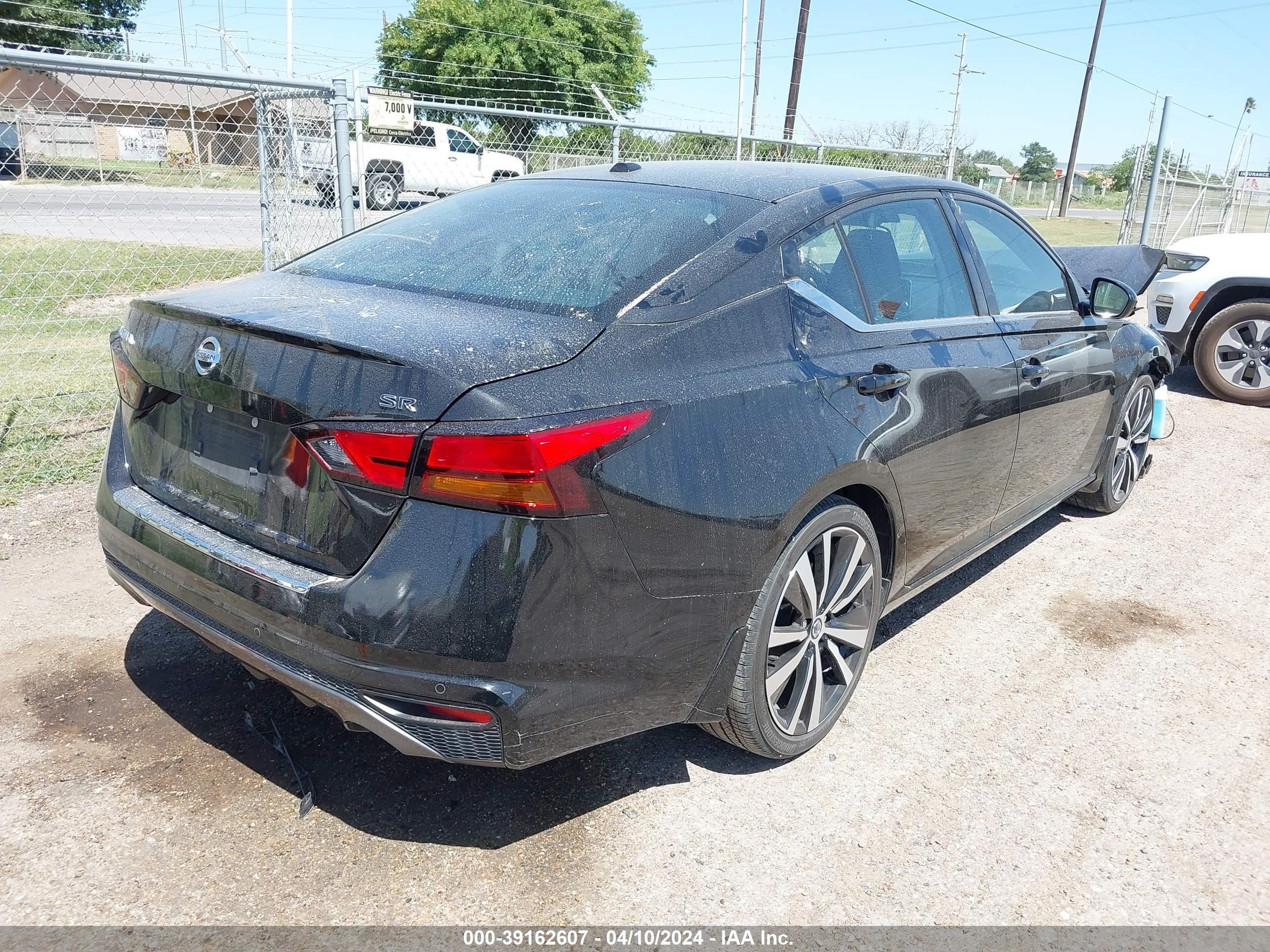 Photo 3 VIN: 1N4BL4CV6NN414396 - NISSAN ALTIMA 