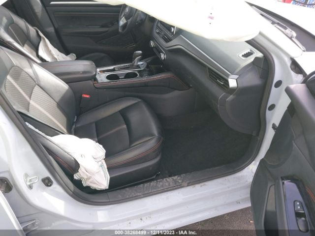 Photo 4 VIN: 1N4BL4CV6PN307805 - NISSAN ALTIMA 