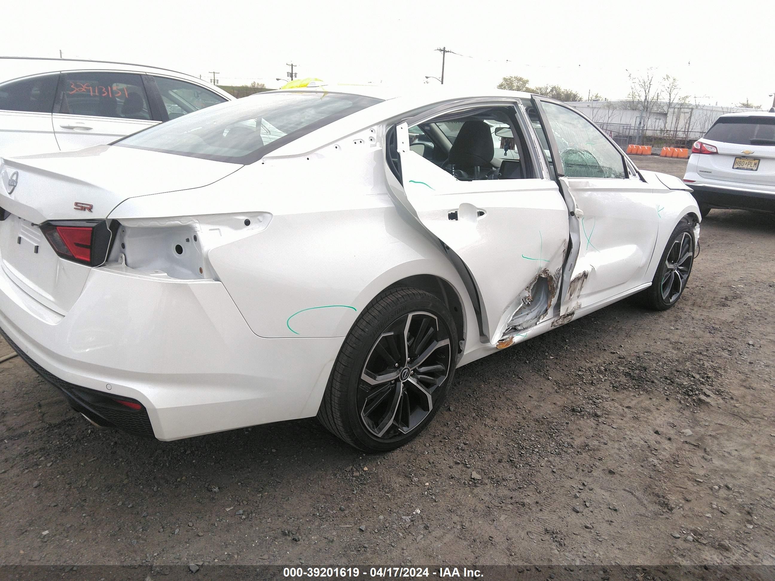 Photo 3 VIN: 1N4BL4CV7RN317195 - NISSAN ALTIMA 