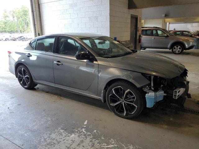 Photo 3 VIN: 1N4BL4CV8PN306557 - NISSAN ALTIMA SR 