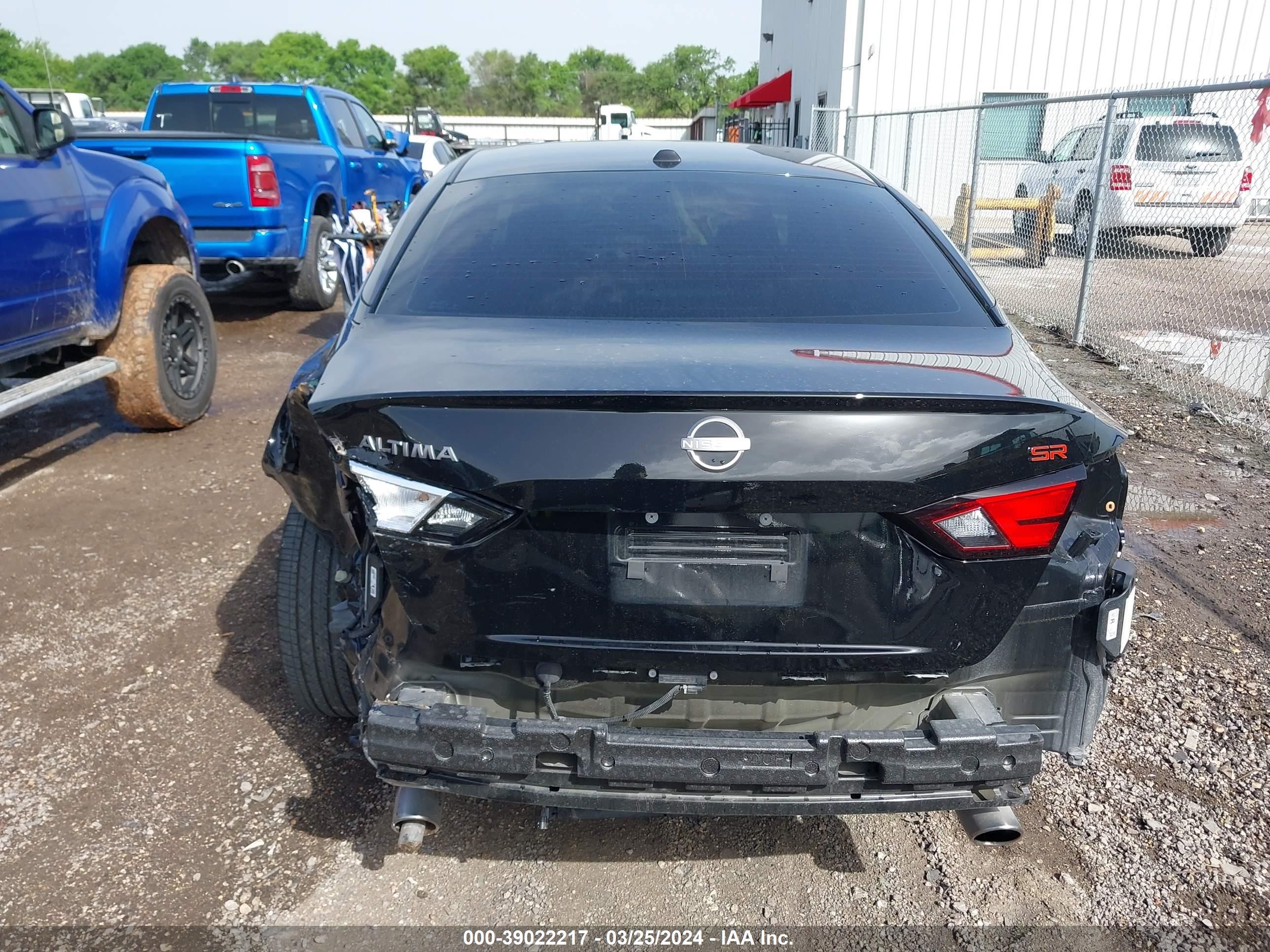 Photo 16 VIN: 1N4BL4CV8PN377841 - NISSAN ALTIMA 