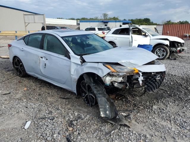 Photo 3 VIN: 1N4BL4CV8PN381646 - NISSAN ALTIMA SR 