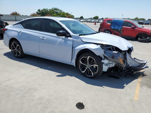 Photo 3 VIN: 1N4BL4CV8PN398950 - NISSAN ALTIMA SR 