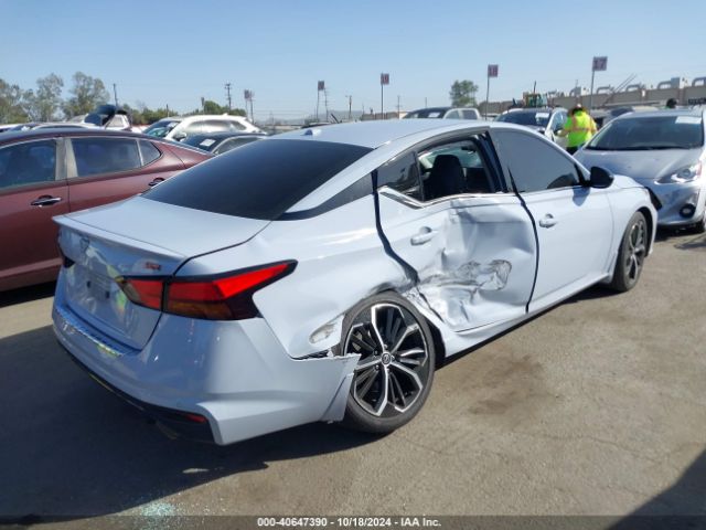 Photo 3 VIN: 1N4BL4CV8PN402446 - NISSAN ALTIMA 