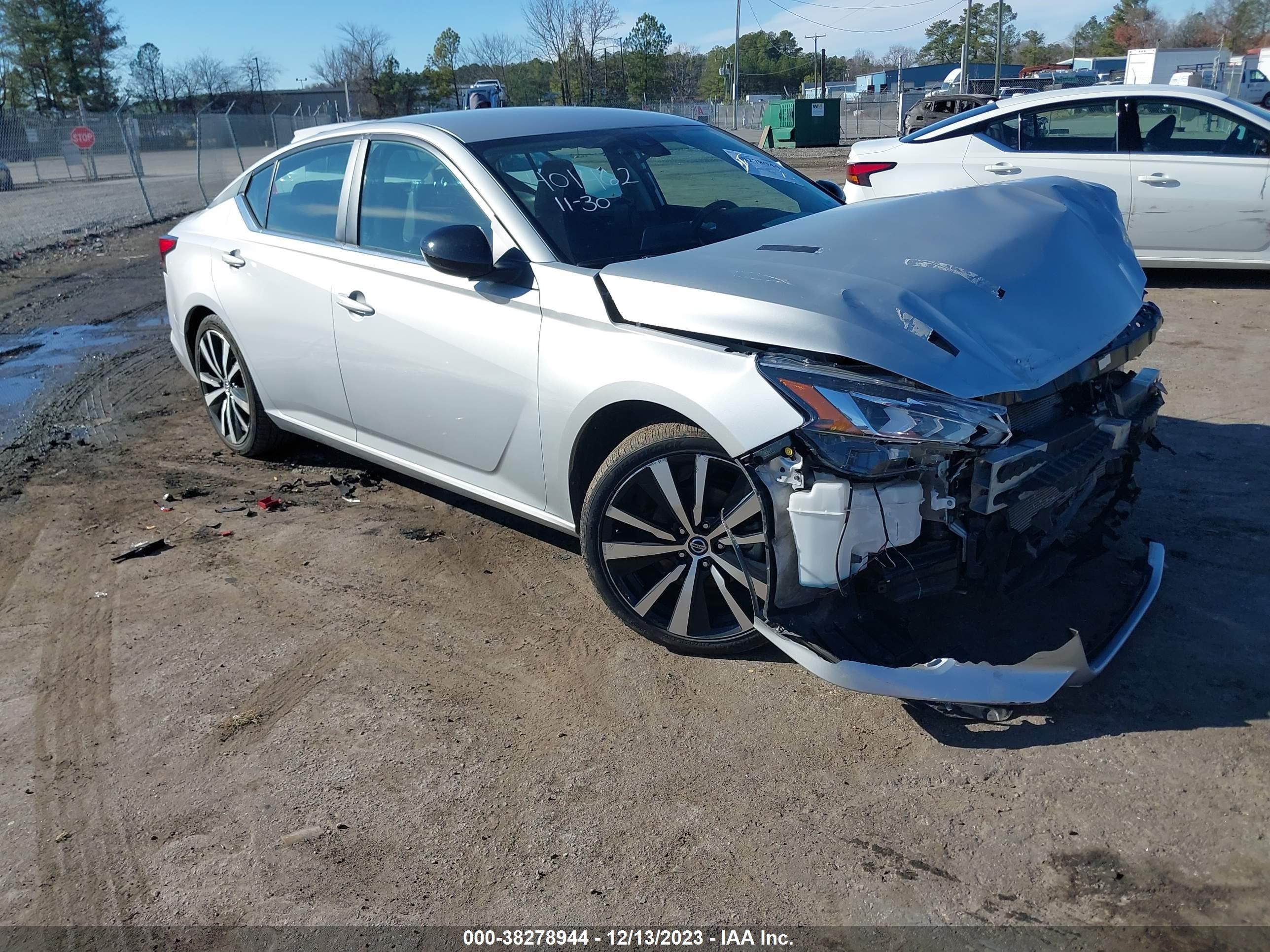 Photo 0 VIN: 1N4BL4CV9NN304507 - NISSAN ALTIMA 