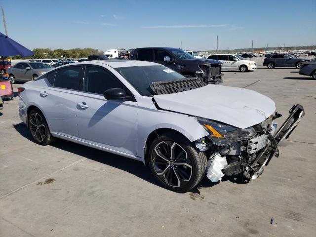 Photo 3 VIN: 1N4BL4CV9RN309969 - NISSAN ALTIMA SR 