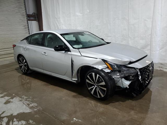 Photo 3 VIN: 1N4BL4CV9RN360436 - NISSAN ALTIMA SR 