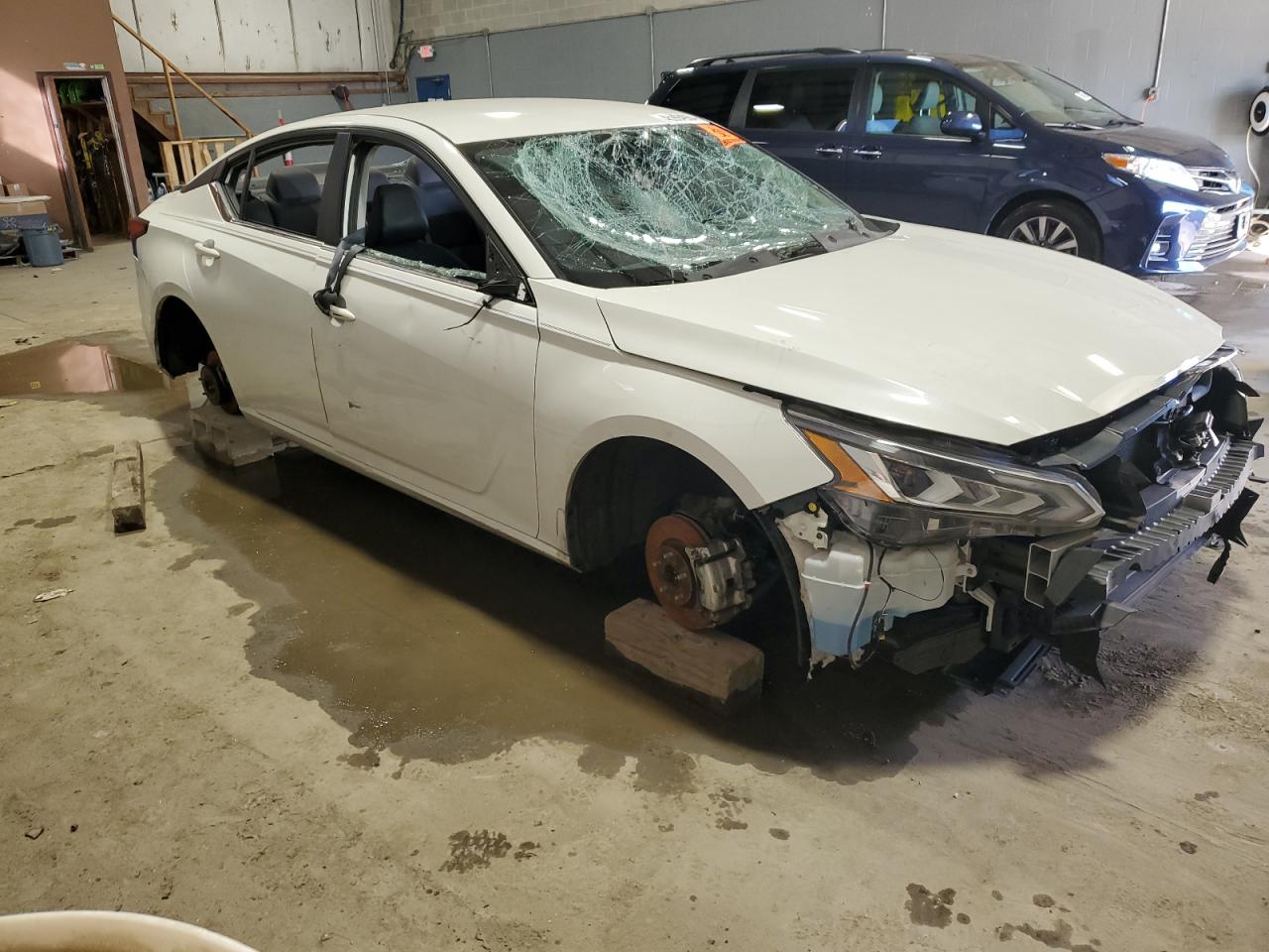 Photo 3 VIN: 1N4BL4CVXNN324653 - NISSAN ALTIMA 