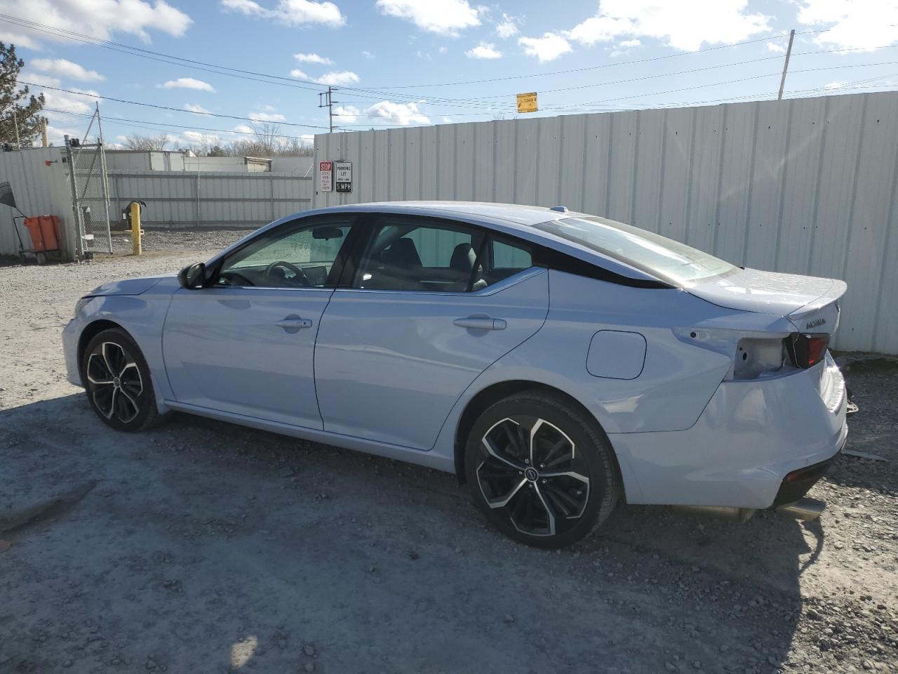 Photo 1 VIN: 1N4BL4CW3PN312095 - NISSAN ALTIMA 