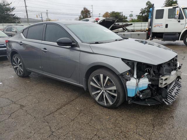 Photo 3 VIN: 1N4BL4CWXKC203721 - NISSAN ALTIMA SR 